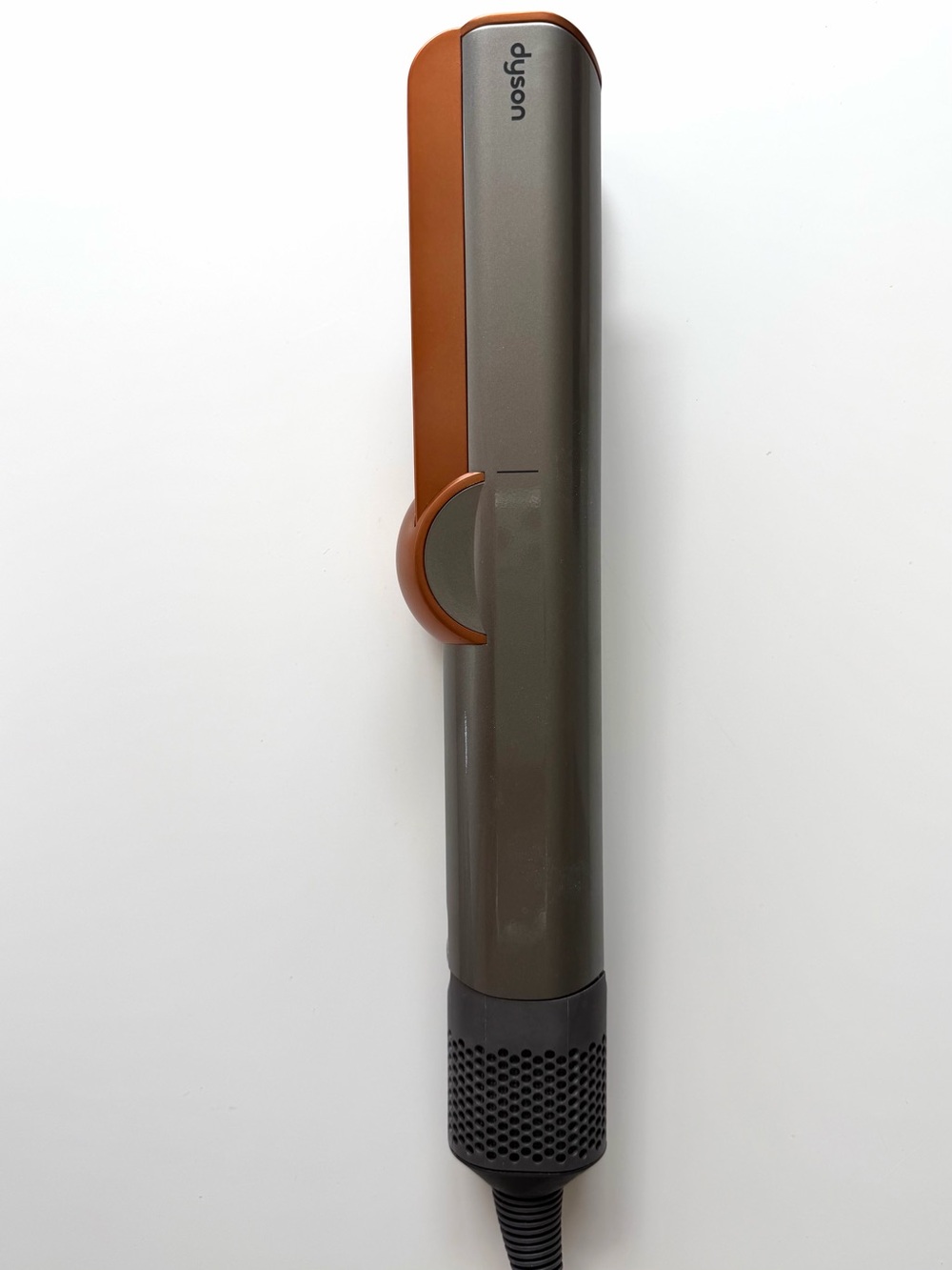 Dyson Airstrait
